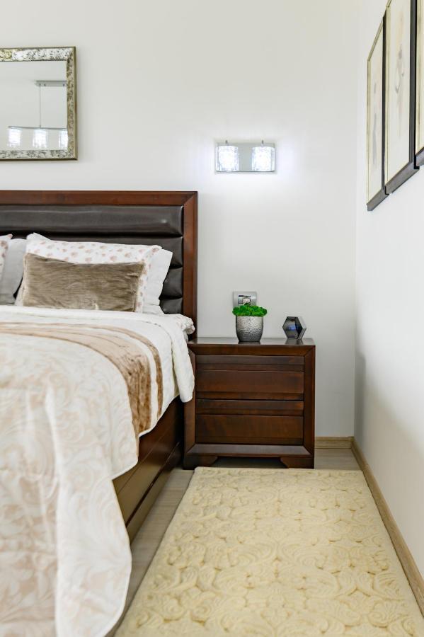براشوف Luxury Apartment Avantgarden 3 المظهر الخارجي الصورة